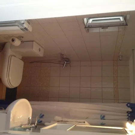 Peter & Tony غاليساس