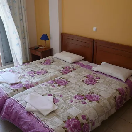 Casa de hóspedes Peter & Tony Galissas