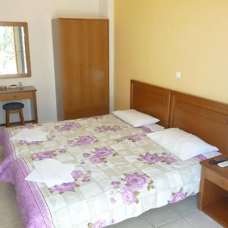 Peter & Tony Guest house 3*