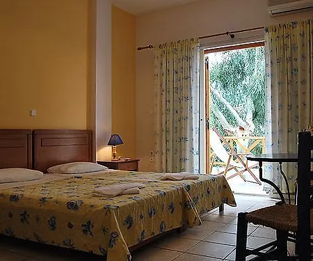 Peter & Tony Guest house 3*