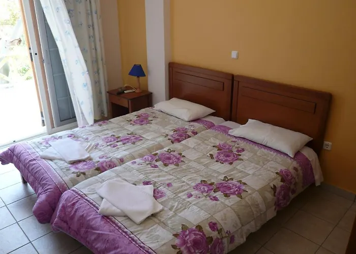 Guest house Peter & Tony Galissas